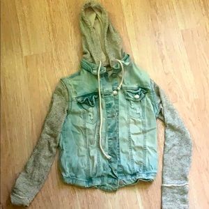 Jean jacket with soft sleeves and hood